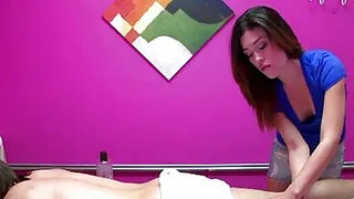 Petite Asian handjob loving masseuse