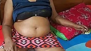 Asian milf Hottest Video in Room
