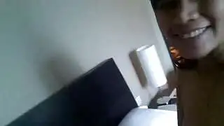 亚洲宝贝骑在老公的鸡巴上